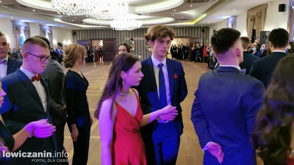 Studniówka I LO w Łowiczu 2022