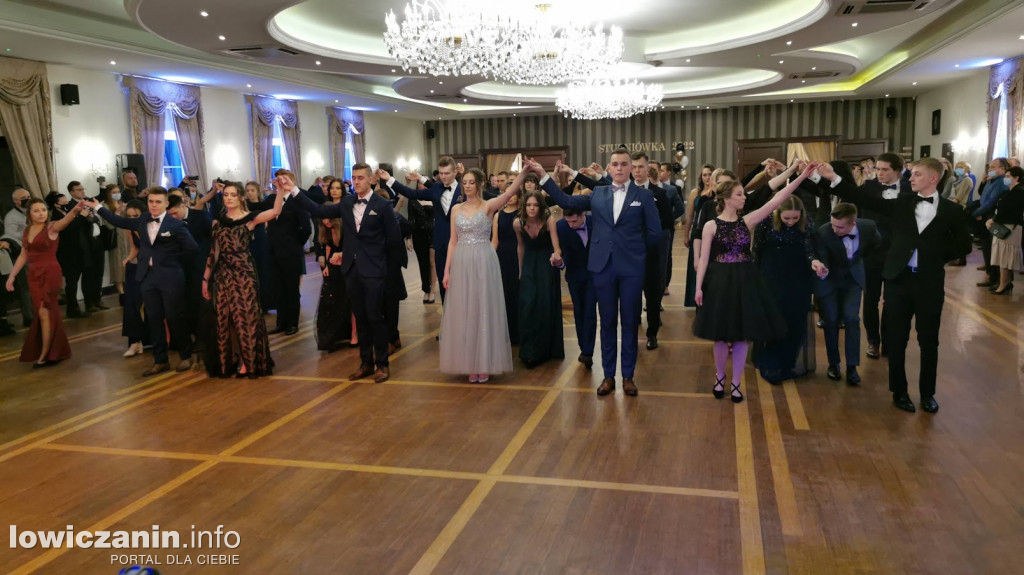 Studniówka I LO w Łowiczu 2022