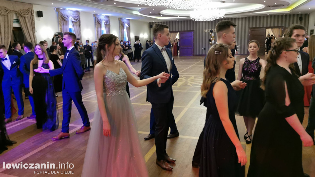 Studniówka I LO w Łowiczu 2022