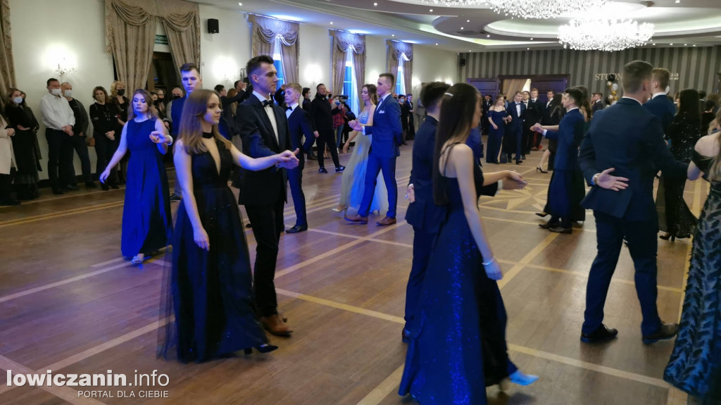 Studniówka I LO w Łowiczu 2022