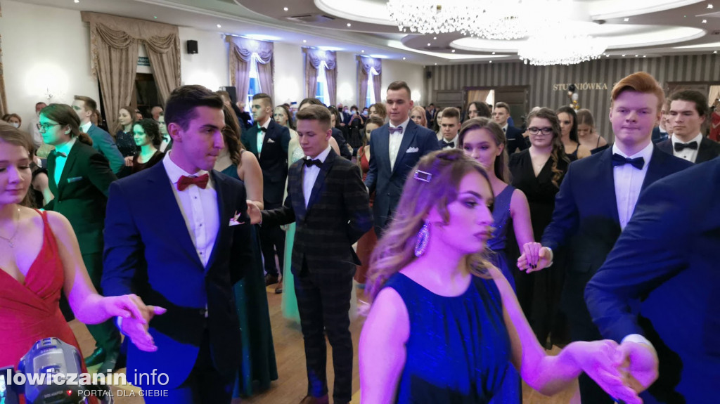 Studniówka I LO w Łowiczu 2022