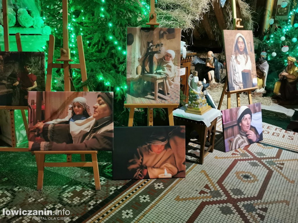 'Światłość w ciemności świeci' - wystawa w Głownie