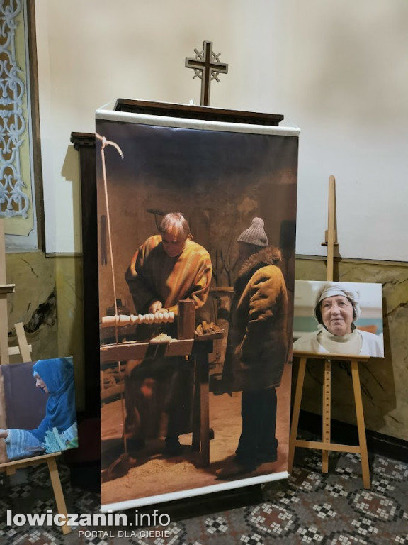 'Światłość w ciemności świeci' - wystawa w Głownie
