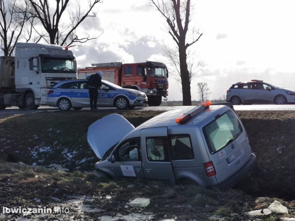 Poważny wypadek na DK 92 w Bąkowie w gminie Zduny