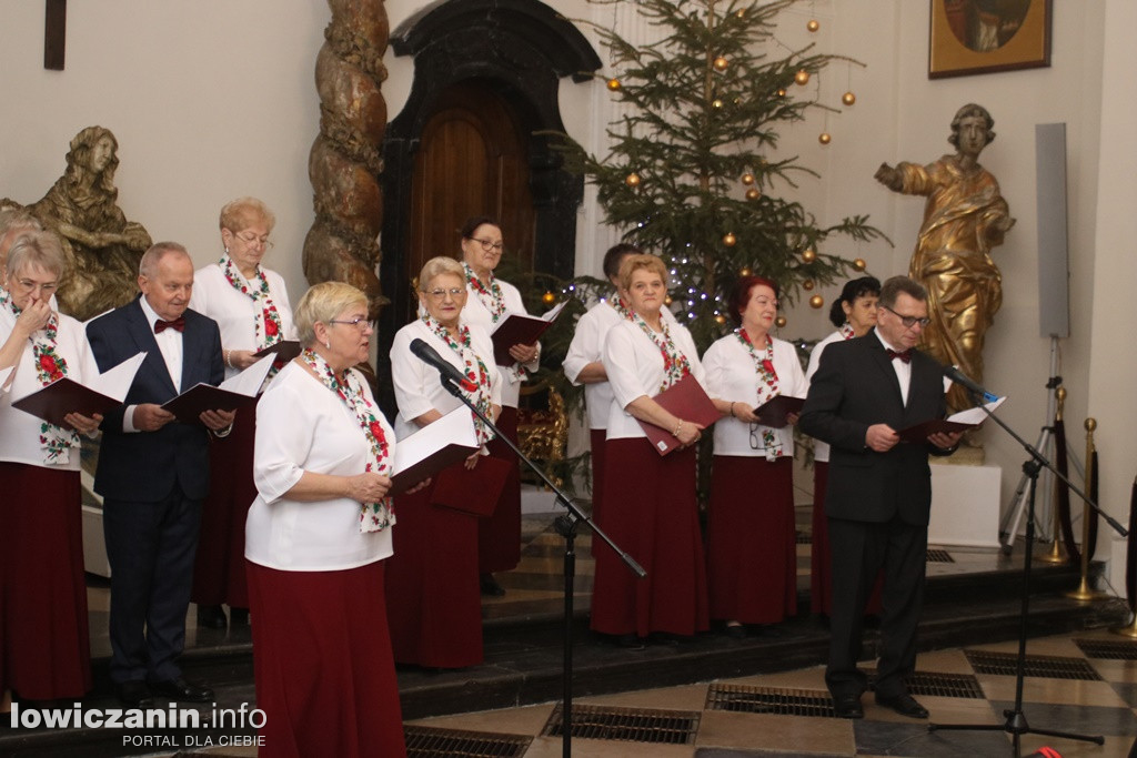 Noworoczny koncert Klubu Seniora w Łowiczu