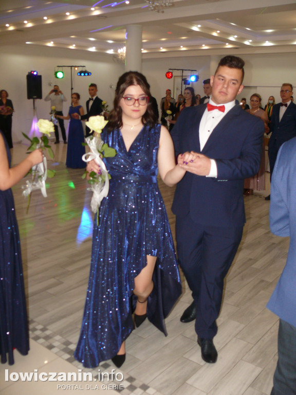 Bal studniówkowy maturzystów z ZS nr 1 w Bratoszewicach