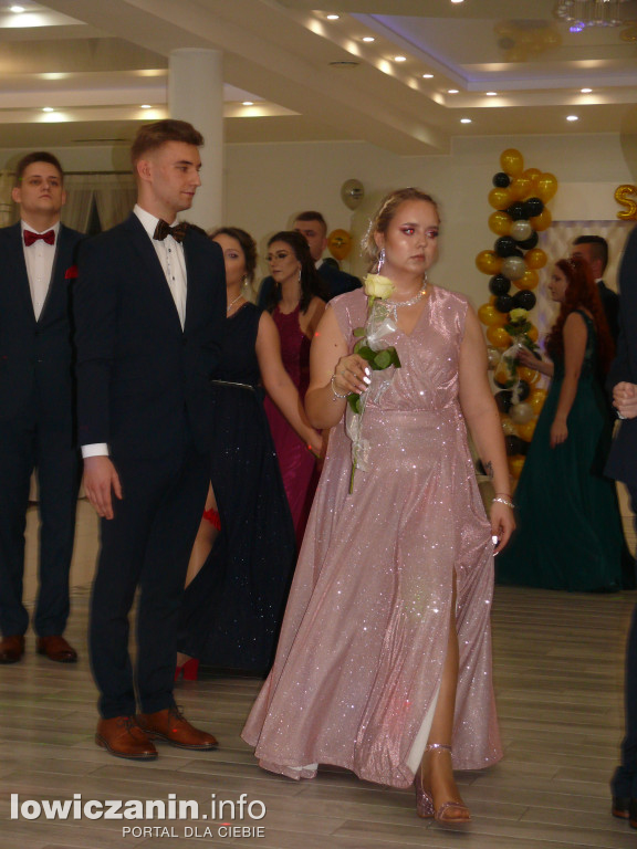 Bal studniówkowy maturzystów z ZS nr 1 w Bratoszewicach