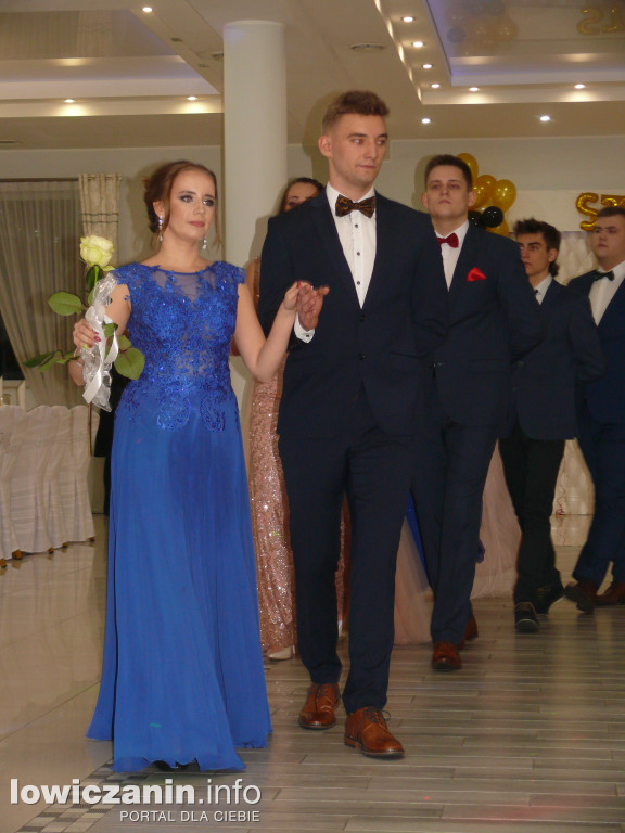 Bal studniówkowy maturzystów z ZS nr 1 w Bratoszewicach