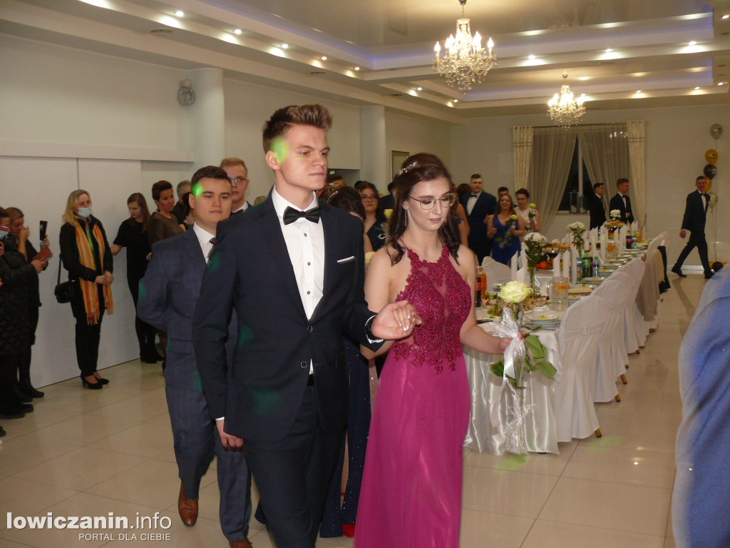 Bal studniówkowy maturzystów z ZS nr 1 w Bratoszewicach