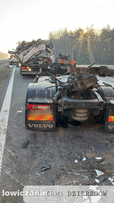 Rozsypany ładunek na autostradzie A2