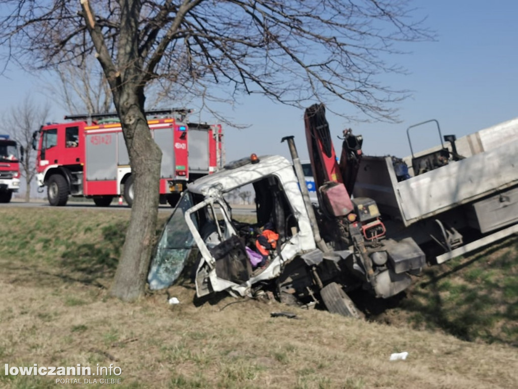 Zderzenie dwóch ciężarówek w Rząśnie