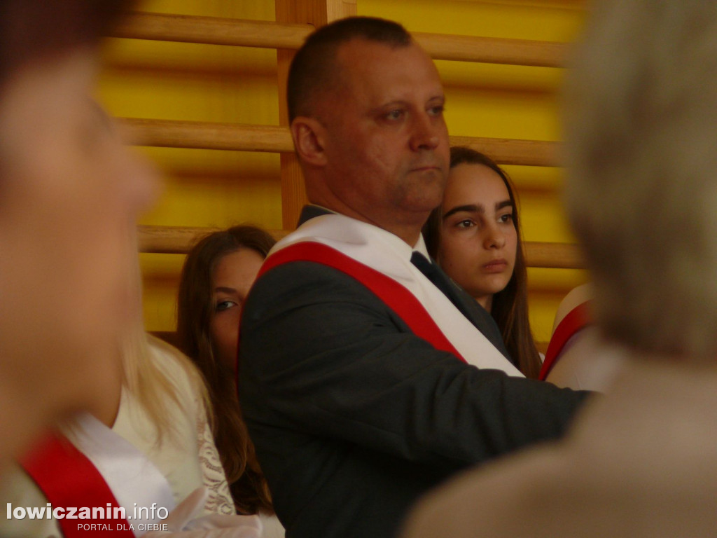 Stachlew. Uroczyste nadanie sztandaru szkole