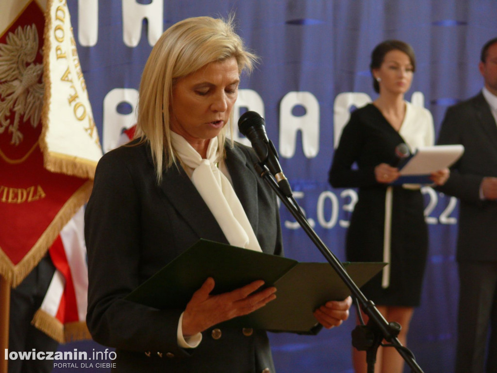 Stachlew. Uroczyste nadanie sztandaru szkole