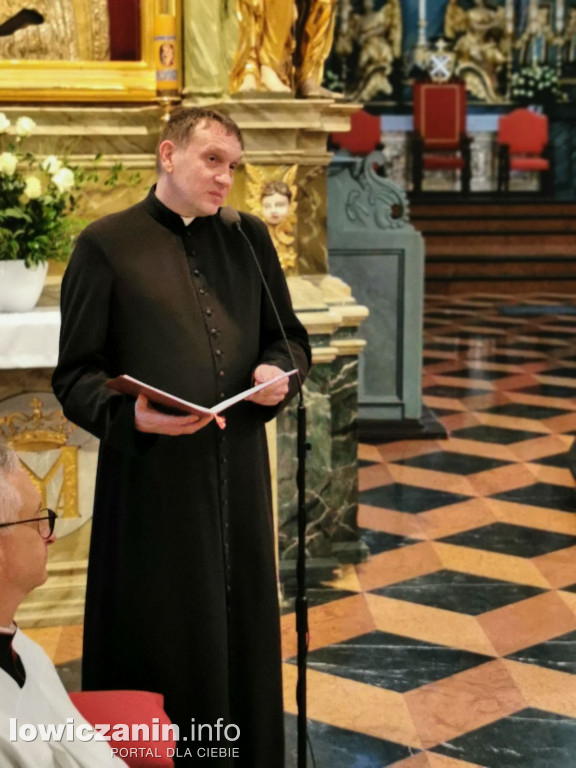 Łowicz. Otwarcie krypt pod katedrą dla zwiedzających