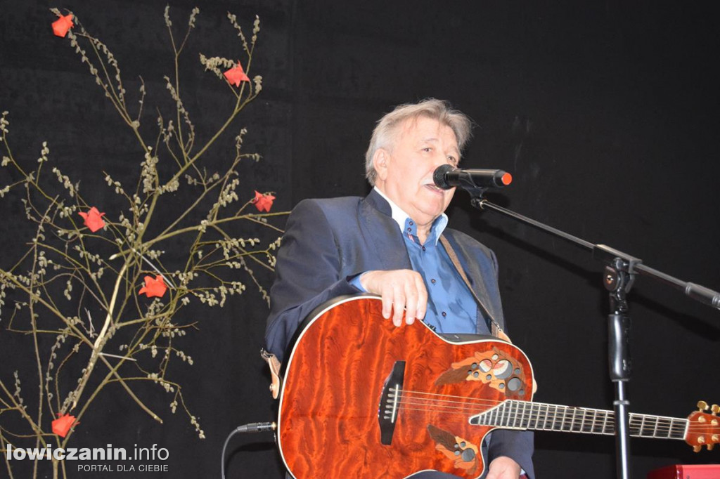 Niesułków. Koncert Andrzeja Rybińskiego