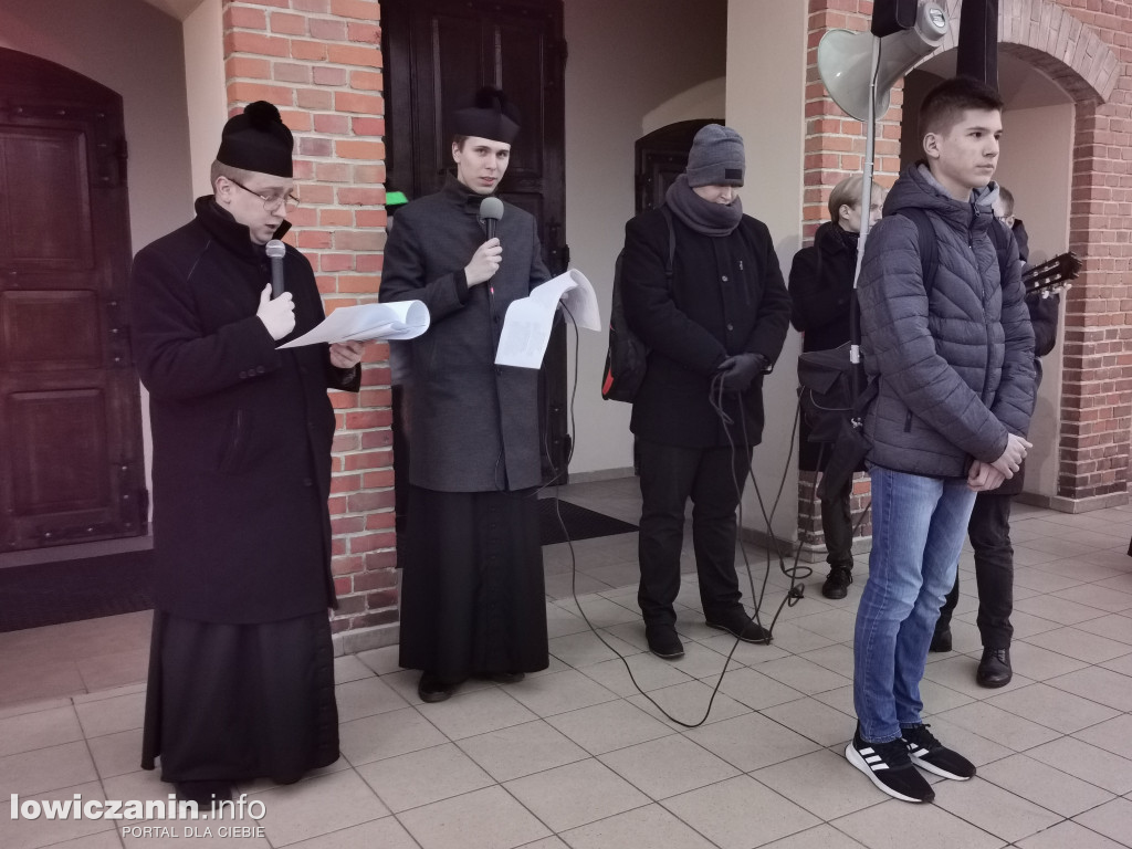 Droga Krzyżowa ulicami Łowicza