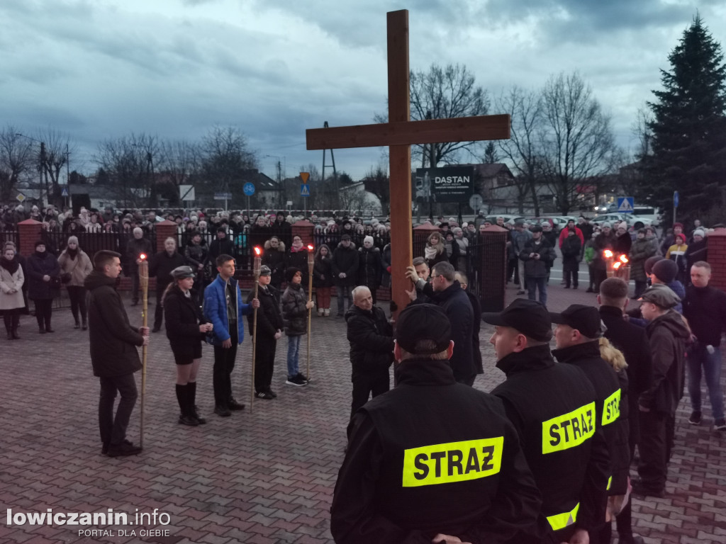 Droga Krzyżowa ulicami Łowicza