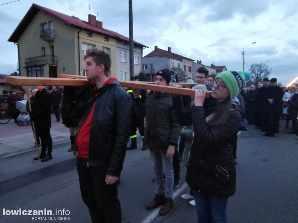 Droga Krzyżowa ulicami Łowicza