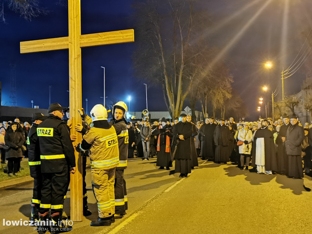 Droga Krzyżowa ulicami Łowicza