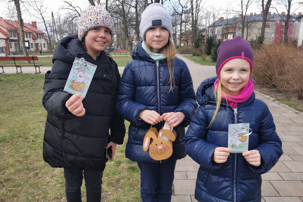 Poszukiwanie zajączka w parku Mickiewicza