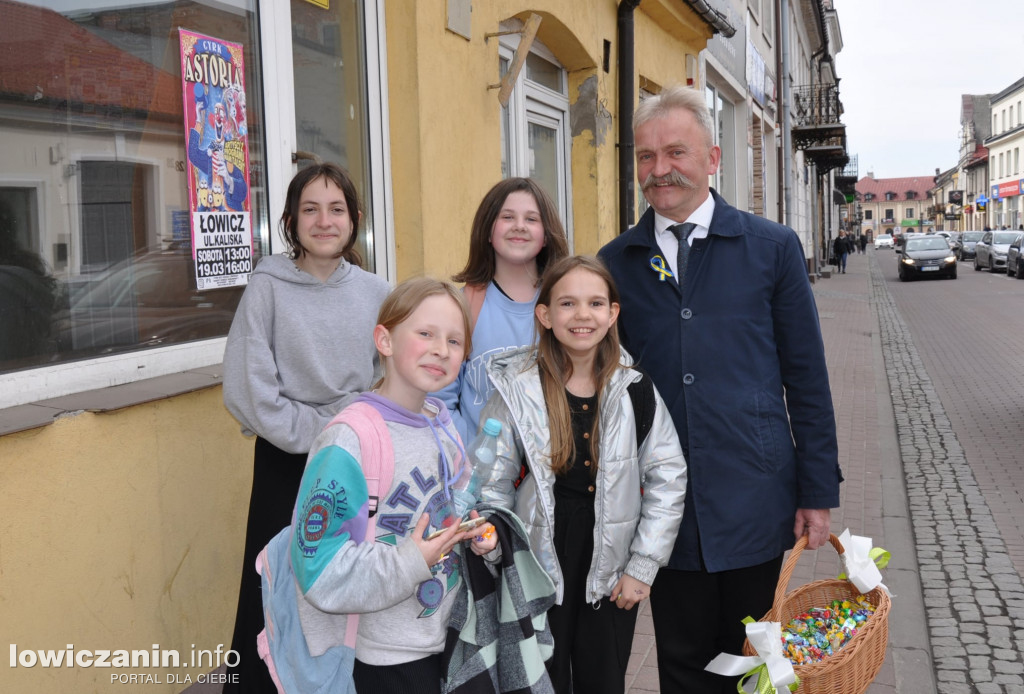 Słodycze od burmistrza Łowicza