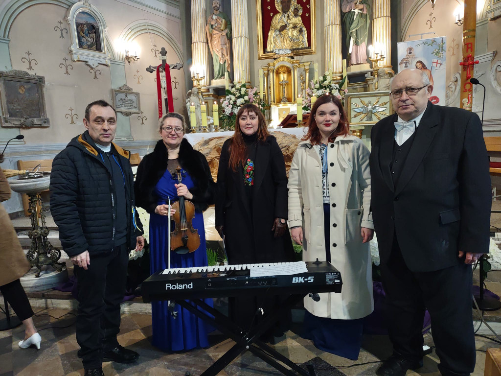 Koncerty w Osmolinie, Lwówku i Kiernozi