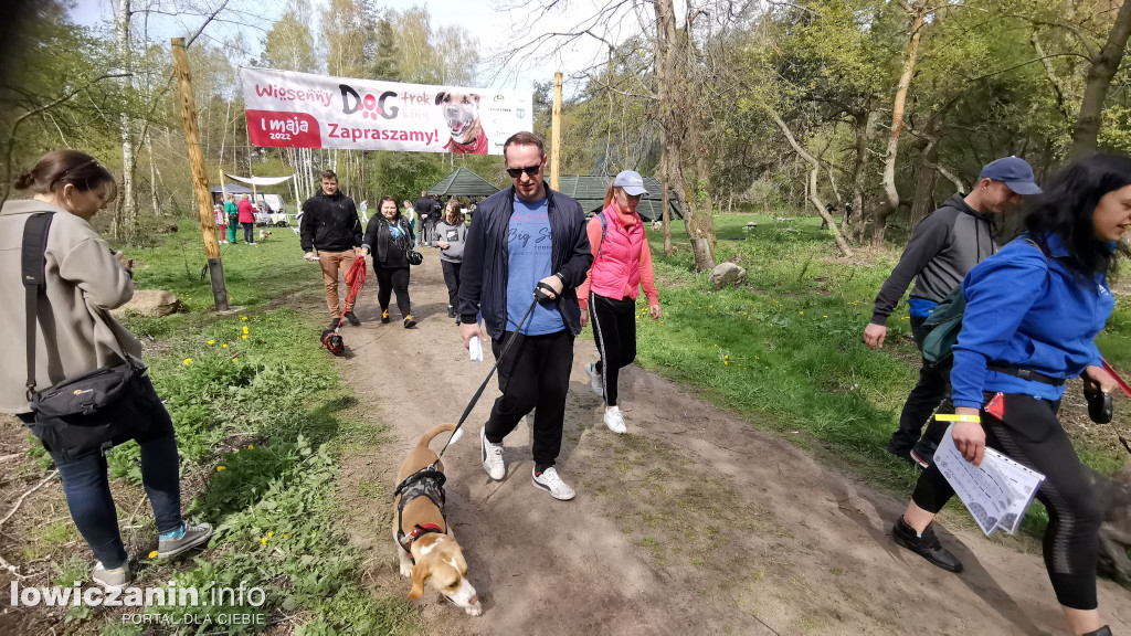 Łowicz. Dogtrekking w Lesie Miejskim