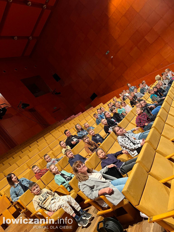 Uczniowie z Niedźwiady pojechali na koncert do Łodzi