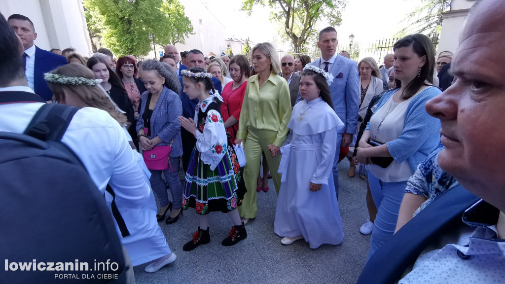 I Komunia Święta uczniów SP1 w Łowickiej katedrze