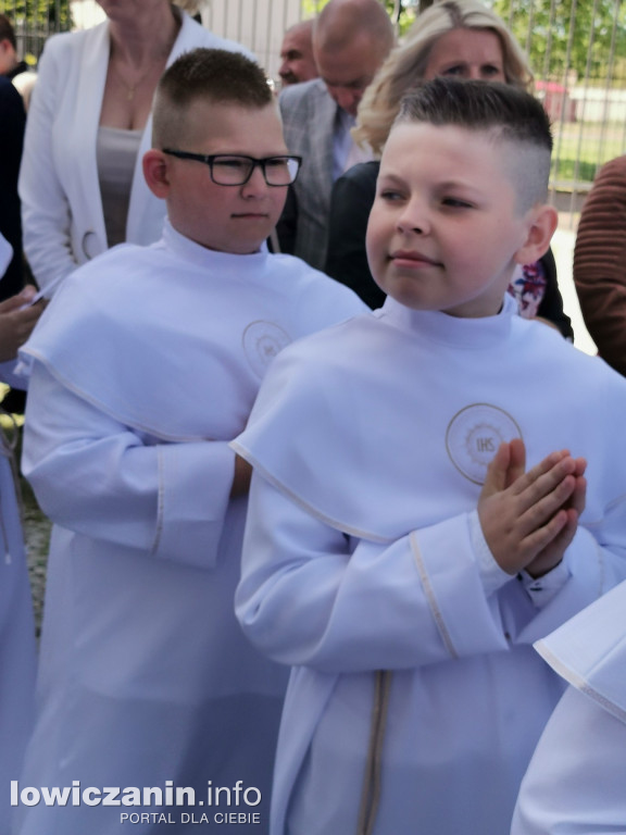 I Komunia Święta uczniów SP1 w Łowickiej katedrze