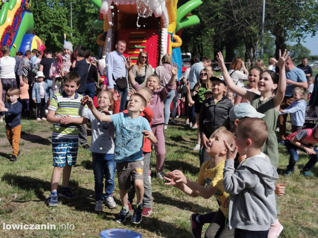 Festiwal Baniek Mydlanych przy ul. Starzyńskiego.