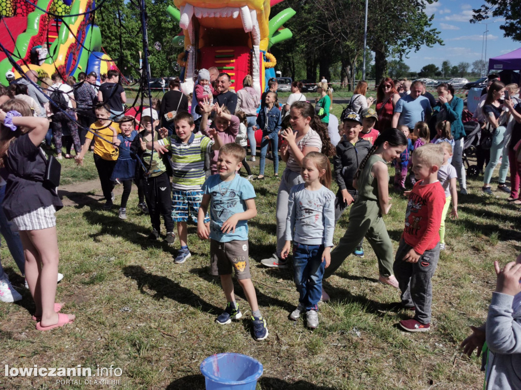 Festiwal Baniek Mydlanych przy ul. Starzyńskiego.