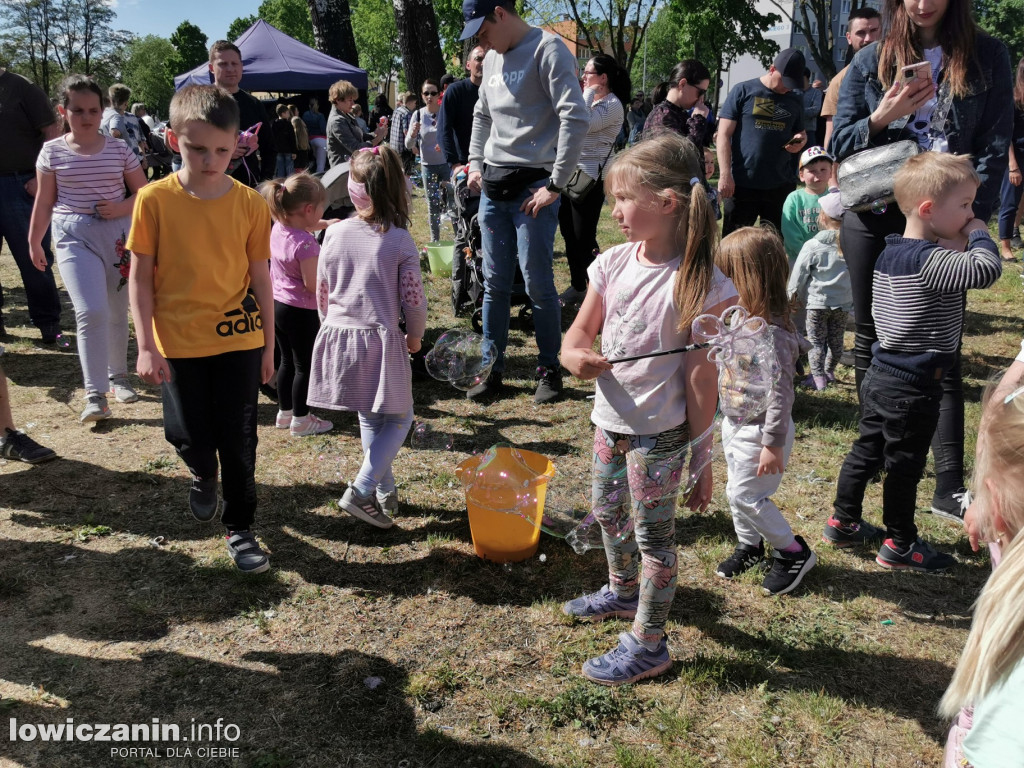 Festiwal Baniek Mydlanych przy ul. Starzyńskiego.