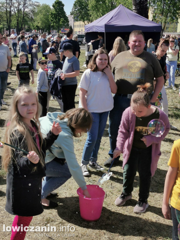 Festiwal Baniek Mydlanych przy ul. Starzyńskiego.