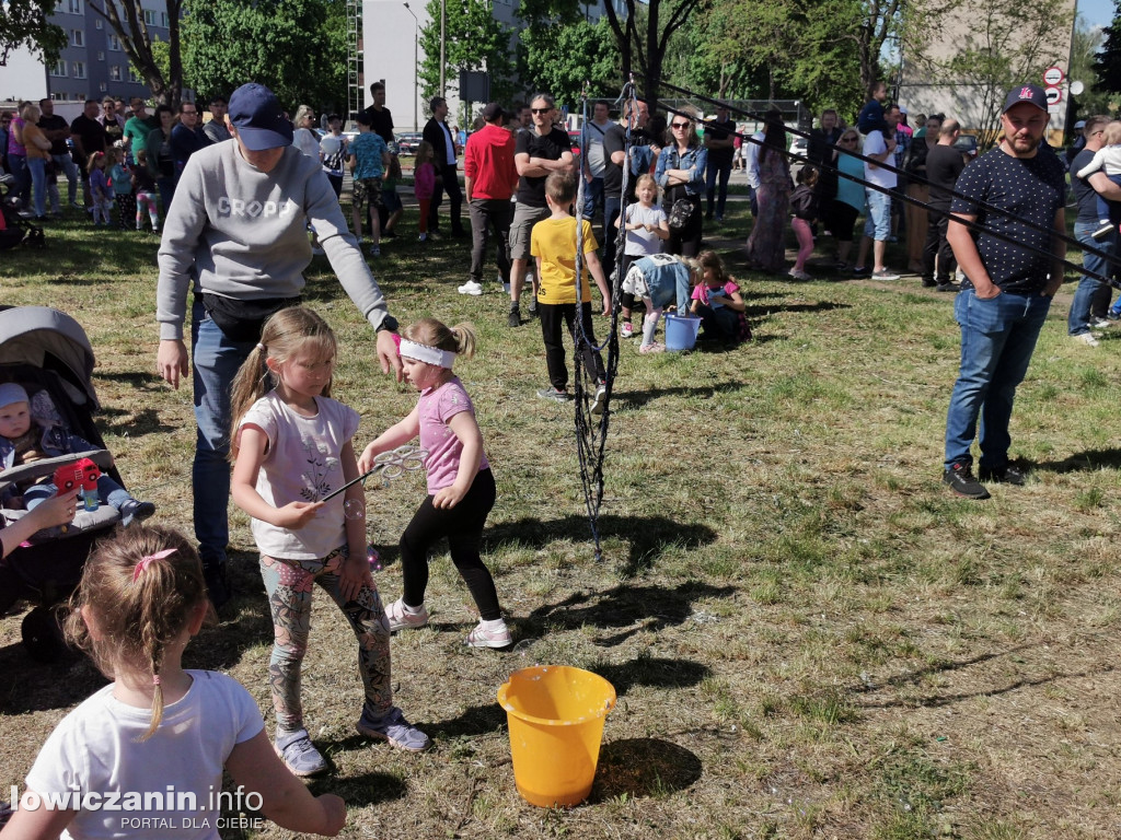 Festiwal Baniek Mydlanych przy ul. Starzyńskiego.
