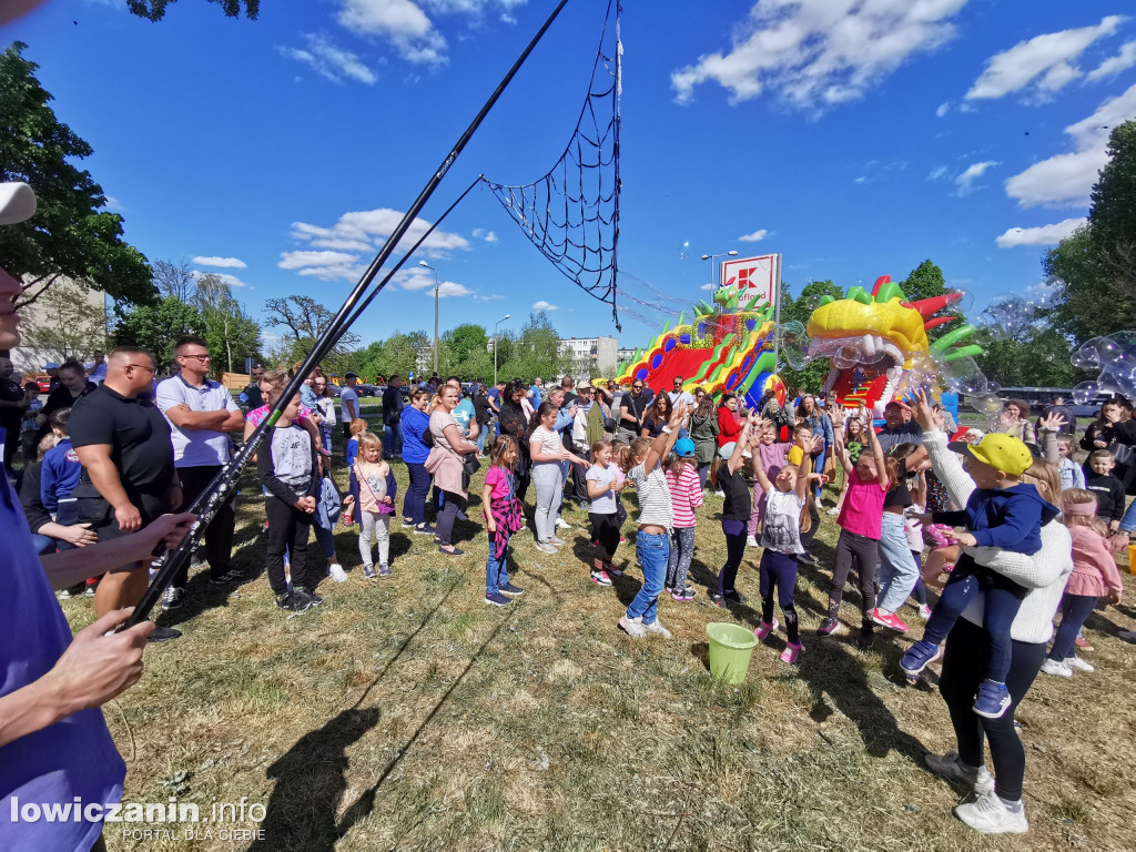 Festiwal Baniek Mydlanych przy ul. Starzyńskiego.