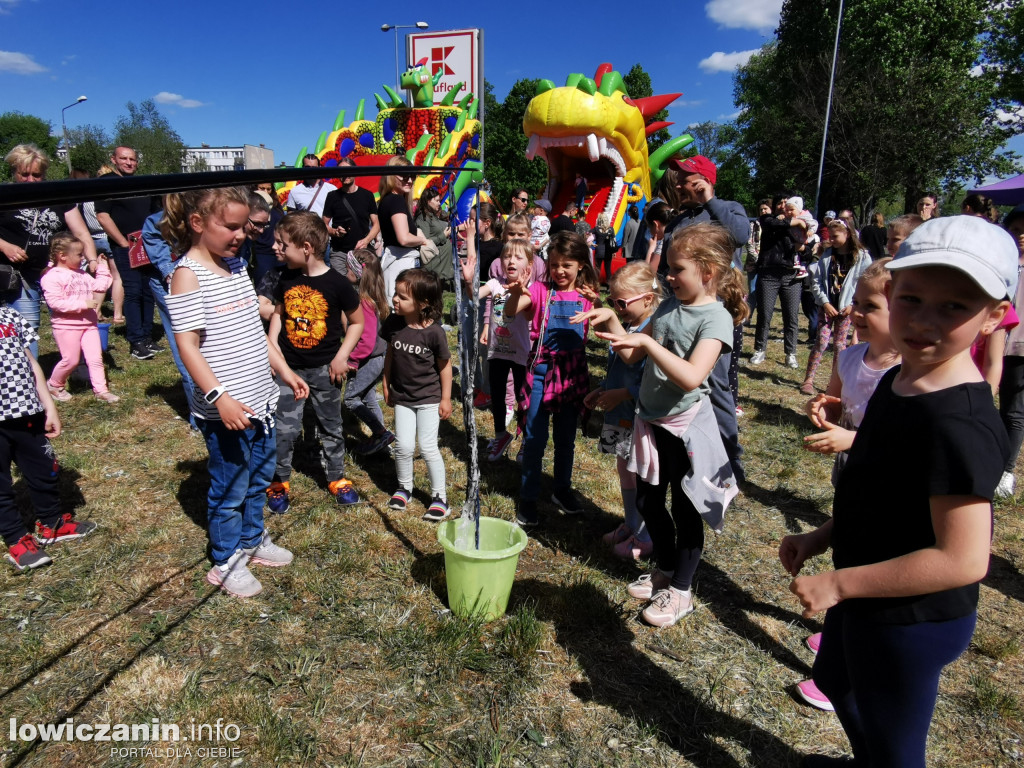 Festiwal Baniek Mydlanych przy ul. Starzyńskiego.