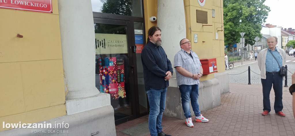 Wystawa w Łowiczu. ,,Nieobecni