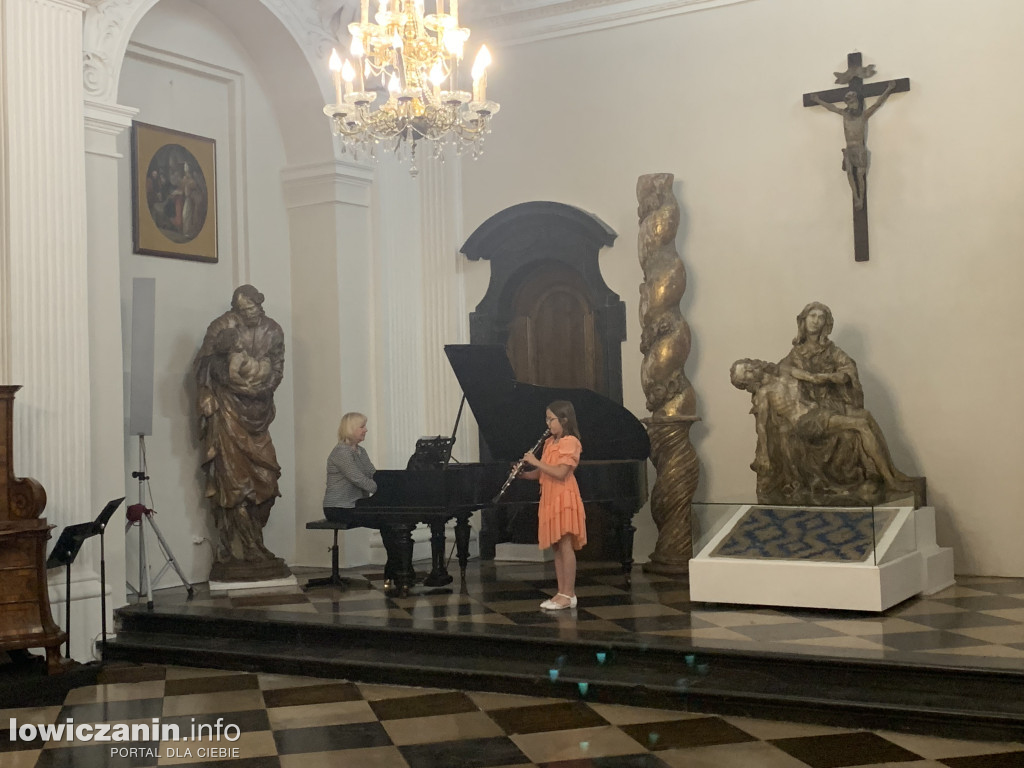 Łowicz. Doroczny koncert uczniów szkoły muzycznej