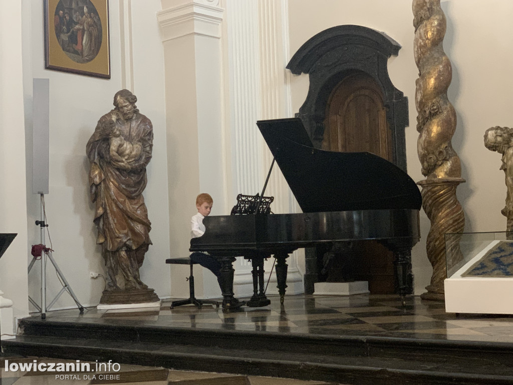 Łowicz. Doroczny koncert uczniów szkoły muzycznej