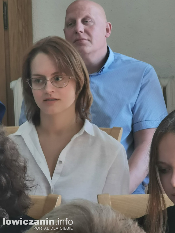 GŁOWNO. Uroczystość wręczenia nagród najlepszym uczniom.