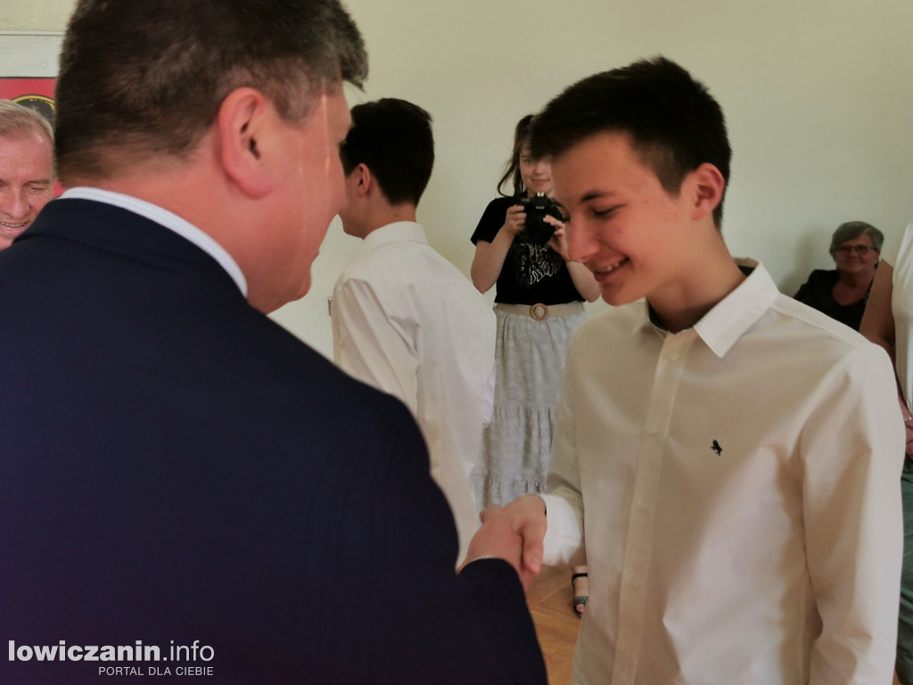 GŁOWNO. Uroczystość wręczenia nagród najlepszym uczniom.