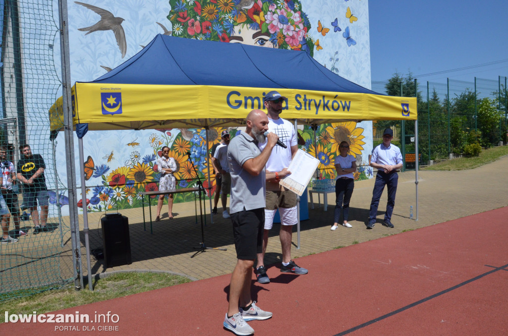 Marcin Gortat w Strykowie