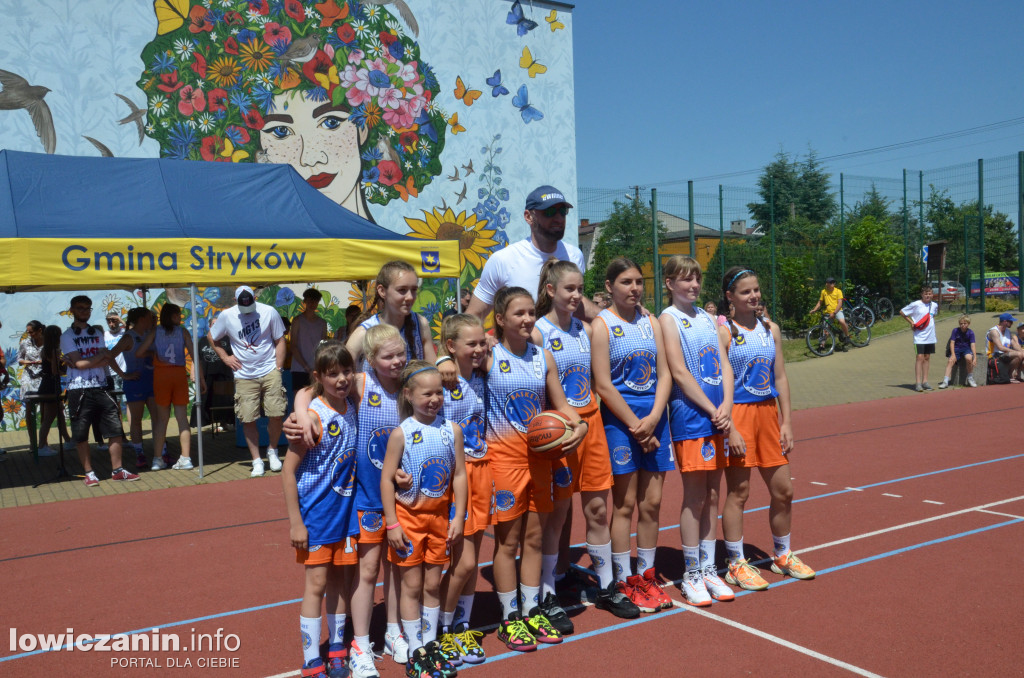 Marcin Gortat w Strykowie