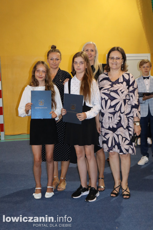 Stryków. Uroczystość wręczenia nagród