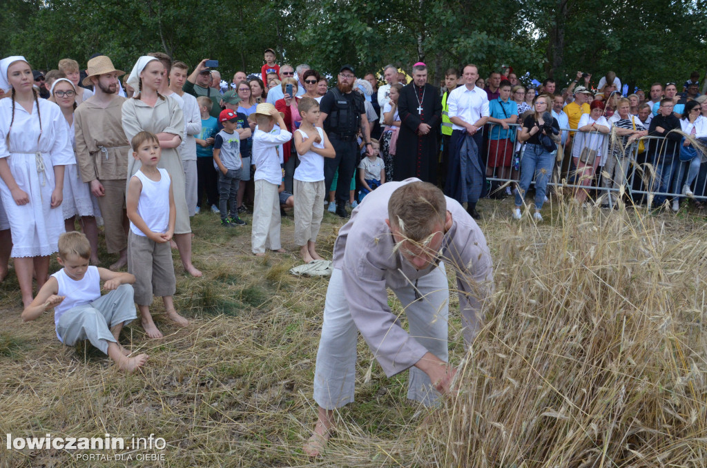 Żniwa Łowickie w skansenie w Maurzycach A.D. 2022