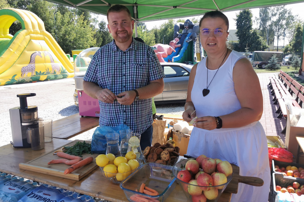 Piknik os. Dąbrowskiego i Kostka w Łowiczu
