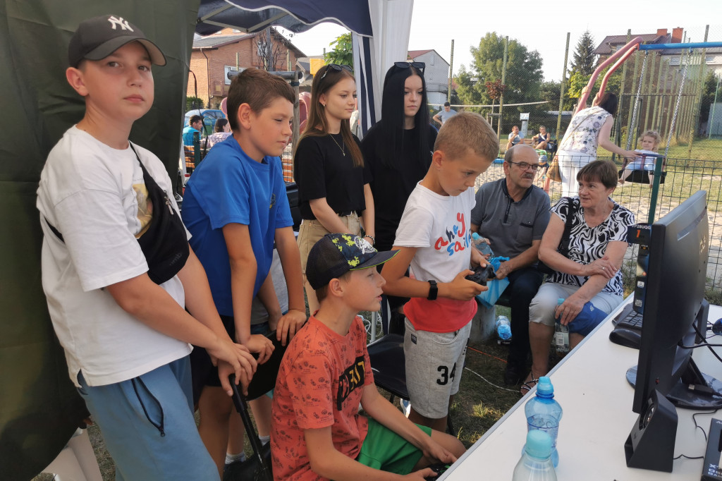 Piknik na pożegnanie lata na łowickich Górkach