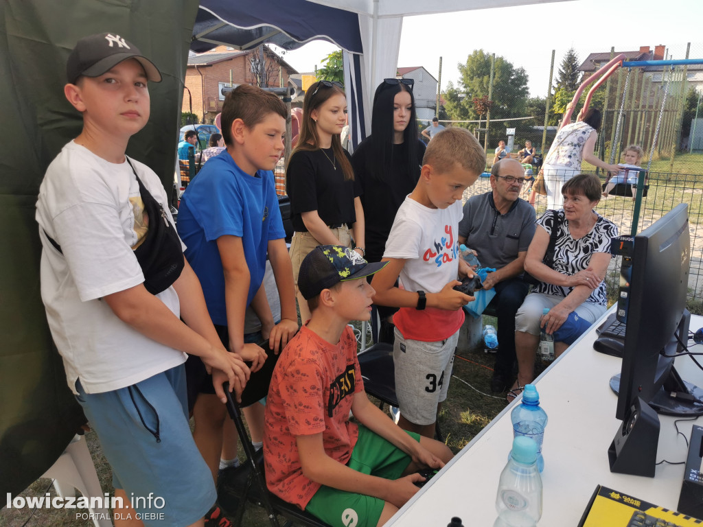 Piknik na pożegnanie lata na łowickich Górkach
