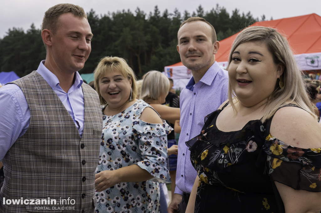 Gminne Święto Plonów w Dmosinie.
